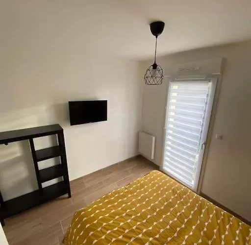 Maison A 300M De La Mer Avec 2 Chambres