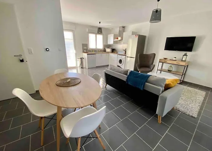 Maison A 300M De La Mer Avec 2 Chambres